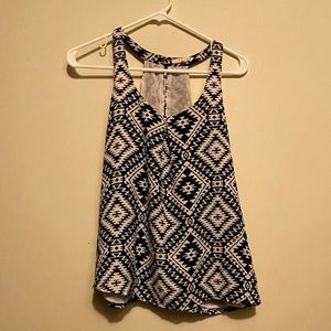 LAST DAY TO BUY!  Skies Are Blue Top, Aztec Pattern, Size Small